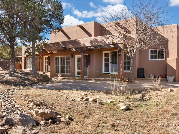 45 Camino Nevoso, Santa Fe, NM 87505