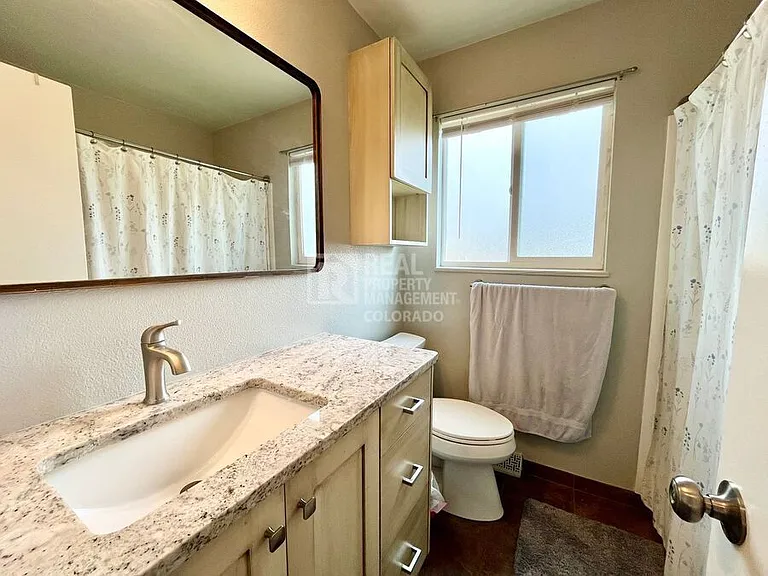 4524 W 1st Street Rd — Photo 8