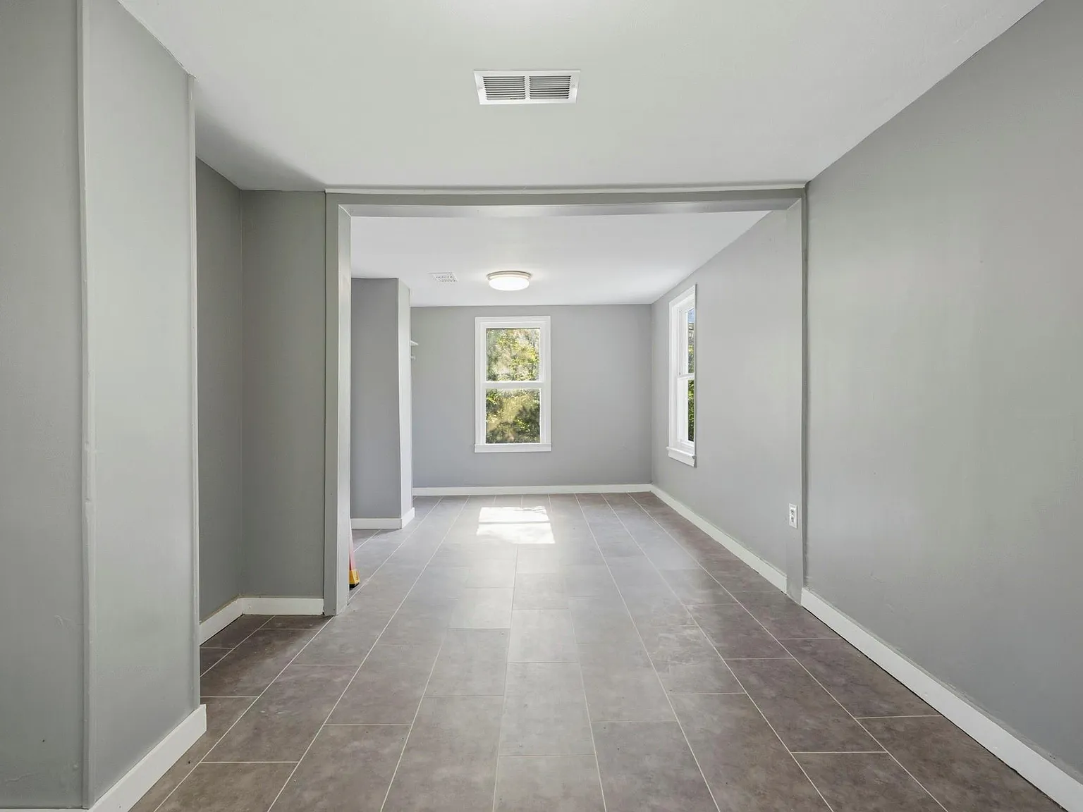 4 bed, 2.0 bath, 1680 sqft, $1,395 — Photo 3