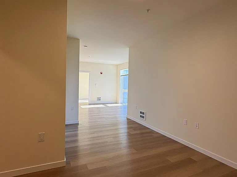 Library Place Apartments — Photo 17