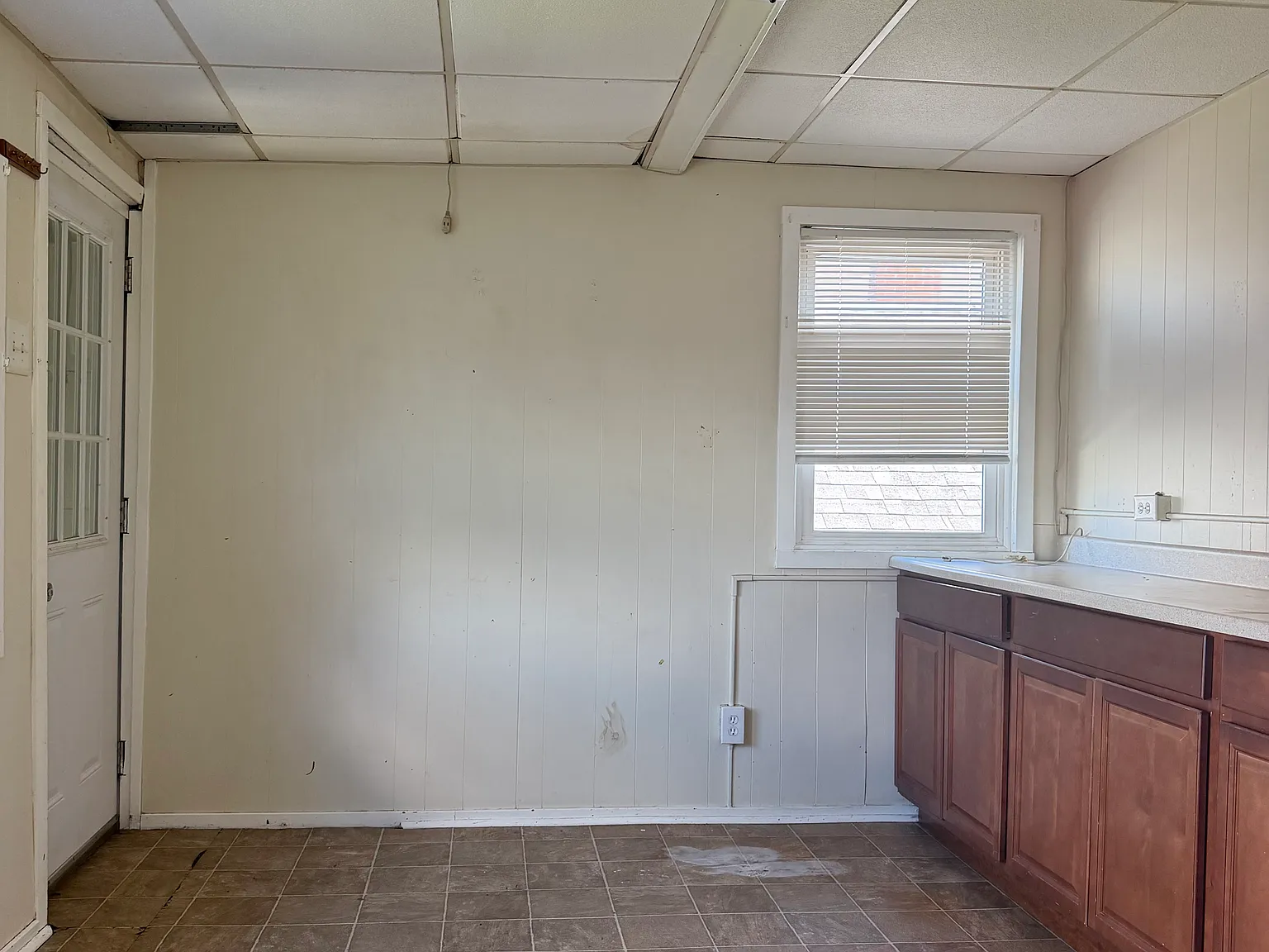 3 bed, 1125 sqft, $1,400 — Photo 3
