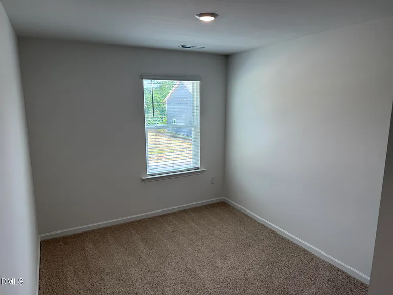 275 Rusling Leaf Dr — Photo 10