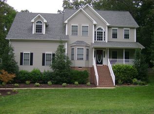 913 Ashbrook Landing Rd, Midlothian, VA 23114