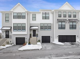 107 Brentwood Cir #107, Danbury, CT 06810
