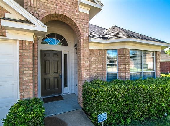 5th image of 1009 Cottonbelt Dr