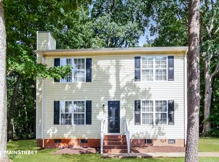 5800 Harvest Hill Rd, Greensboro, NC 27405