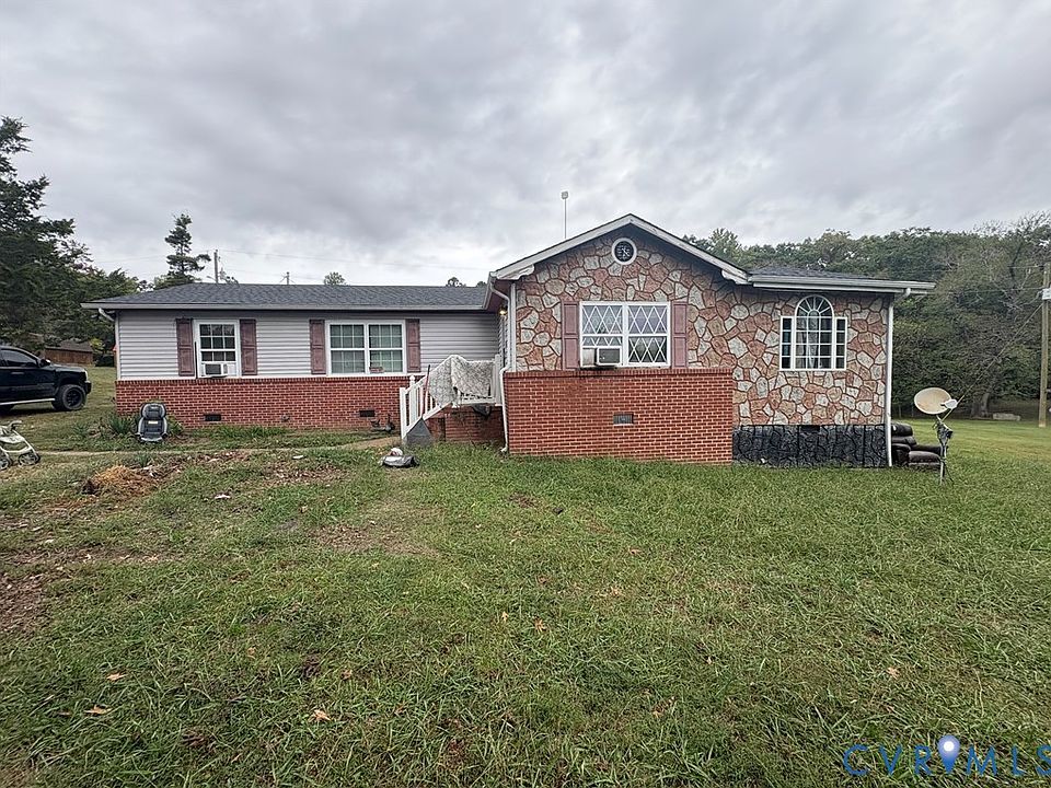 1st image of 692 Clay Rd