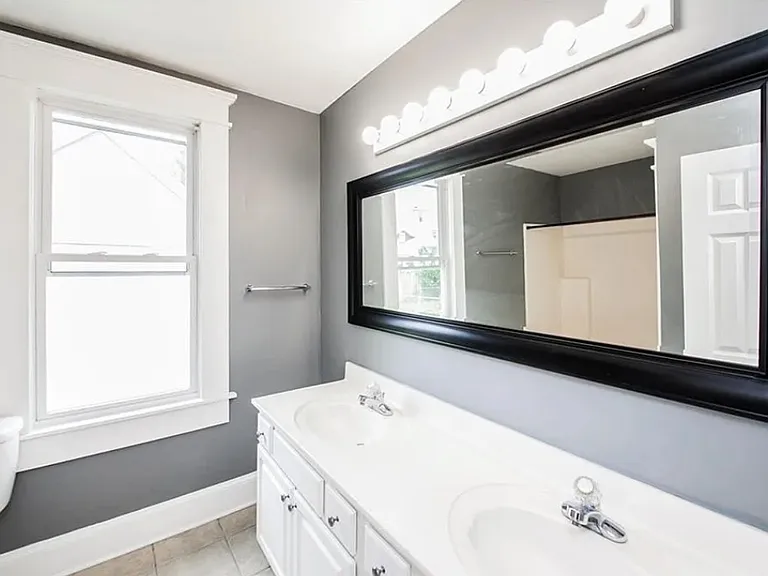 126 Hough Ave — Photo 2