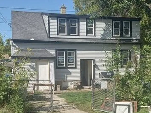 5921 N 37th STREET, Milwaukee, WI 53209