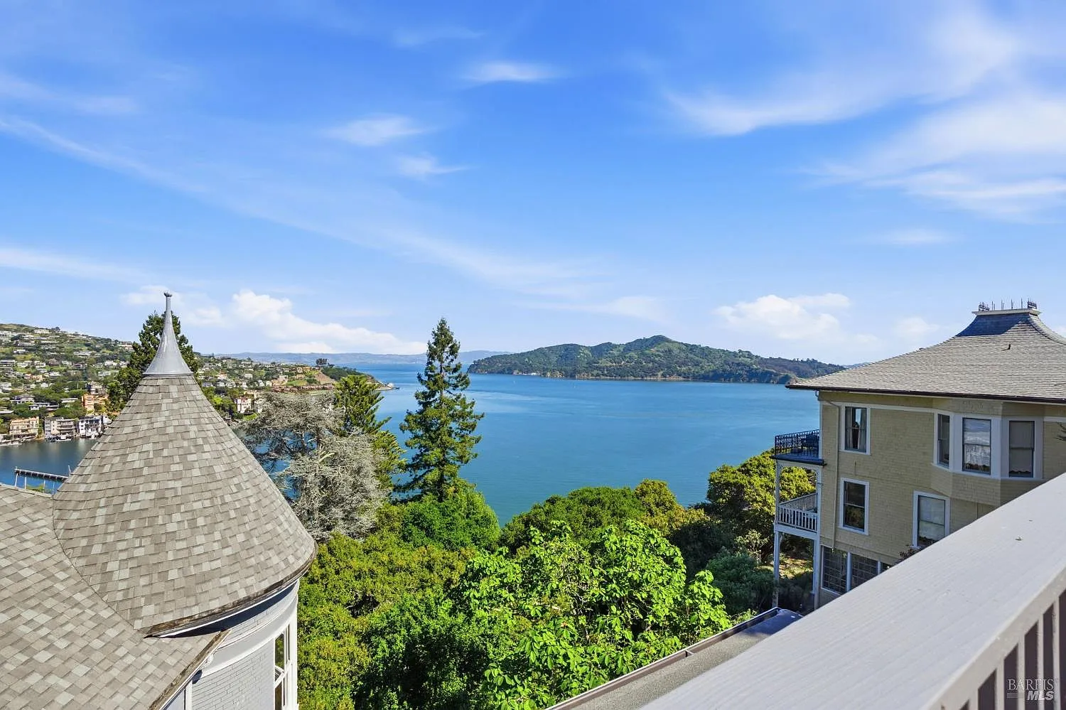 2 bed, 2.0 bath, 1087 sqft, $6,500 — Photo 1