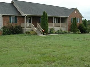 2706 Carriage Ln, Lincolnton, NC 28092