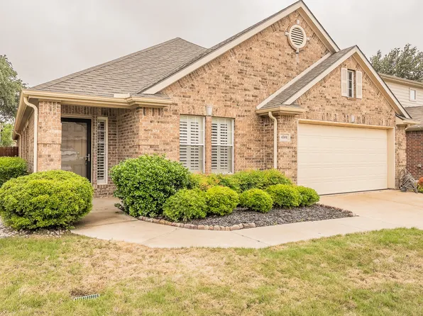 4504 Chris Dr, Fort Worth, TX 76244