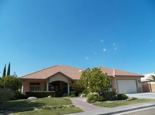 113 W Smoke Tree Ave, Ridgecrest, CA 93555