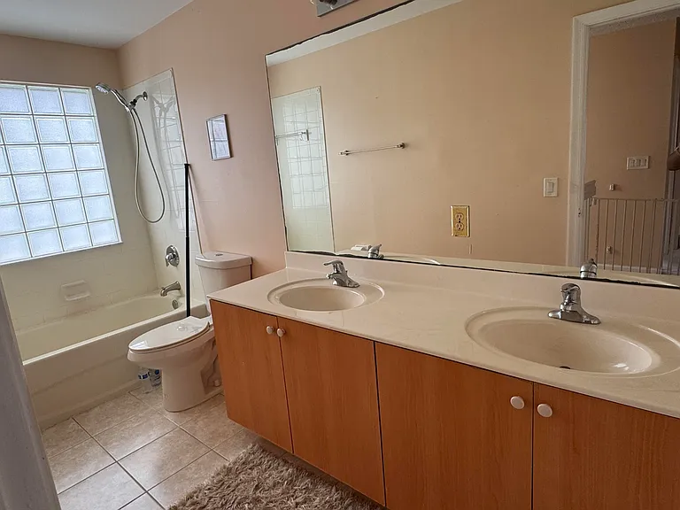 6457 Adriatic Way — Photo 15