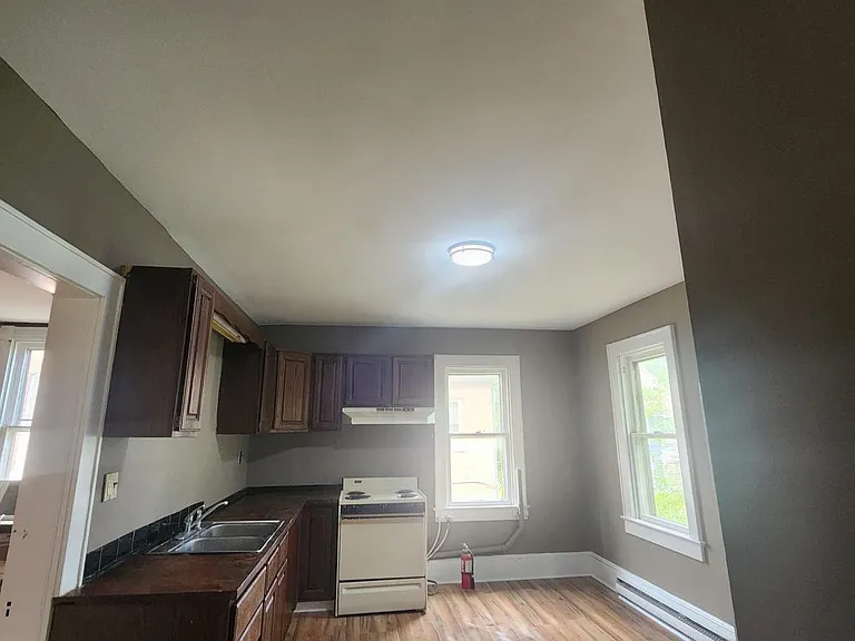 316 W Martin St #A — Photo 6