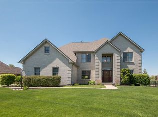 2426 Laurel Lakes Blvd, Carmel, IN 46032
