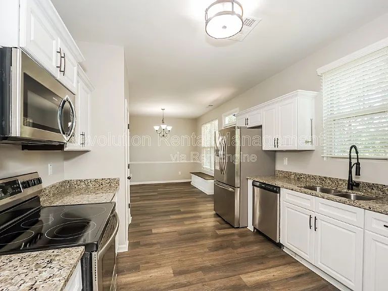 116 Slate Dr — Photo 5
