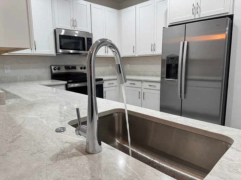 stainless steel appliances /kitchen