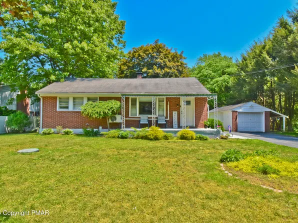 123 Maple Ave, Stroudsburg, PA 18360