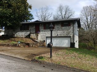 8434 Dunnhill Ln, Hixson, TN 37343