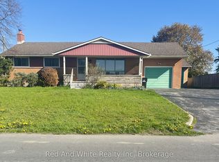157 Schweitzer St, Kitchener, ON N2K 1C3
