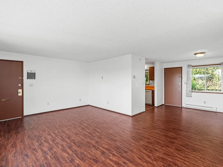 716 N Scammel St #4 — Photo 7