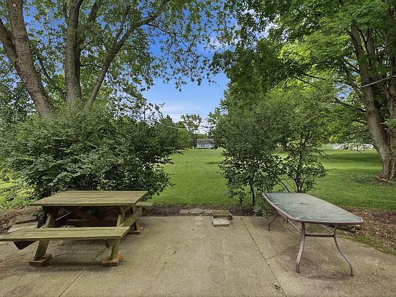 3rd image of 2264 Crider Rd