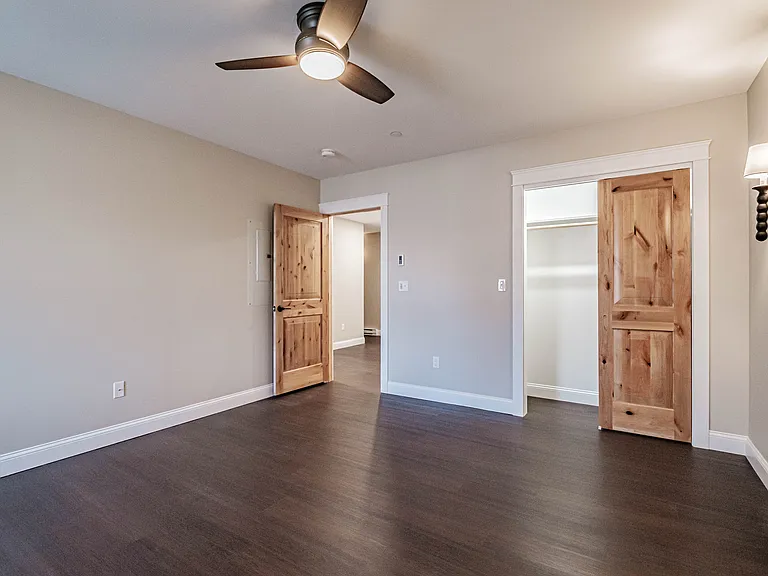 271 Main St #4 — Photo 21