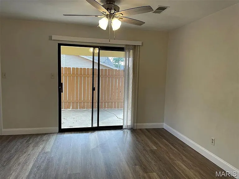 711 Plankway Dr — Photo 9