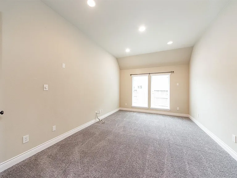 27106 Cross Pointe Ct — Photo 6