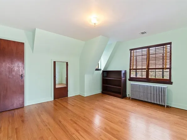 2314 Palisade Avenue image 25 of 49