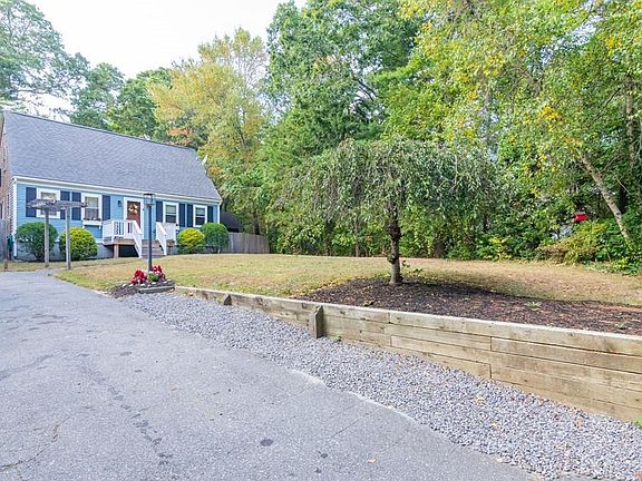 2nd image of 4 Nickerson St
