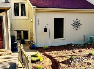 105 Lamplighter Cir, Winston Salem, NC 27104