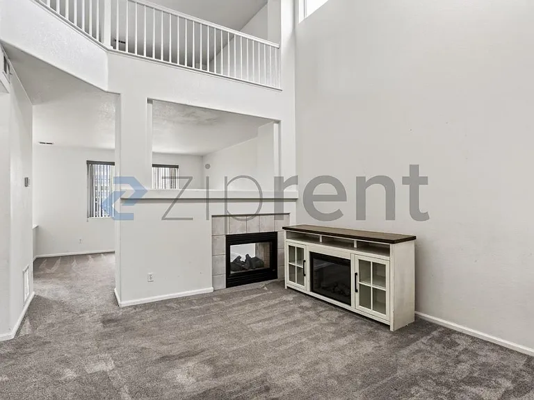 14912 E 116th Pl — Photo 2