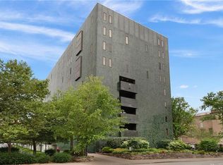 540 N Neville St APT 405, Pittsburgh, PA