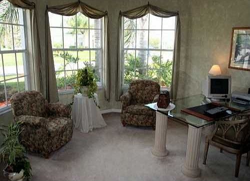 Studio/Study/Office