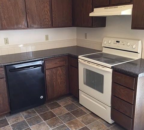 Kitchen - right side