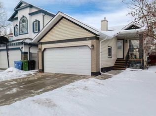 102 S Coventry Cres NE, Calgary, AB T3K 4Y9