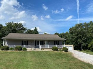 15698 E Fairfield Rd, Mount Vernon, IL 62864