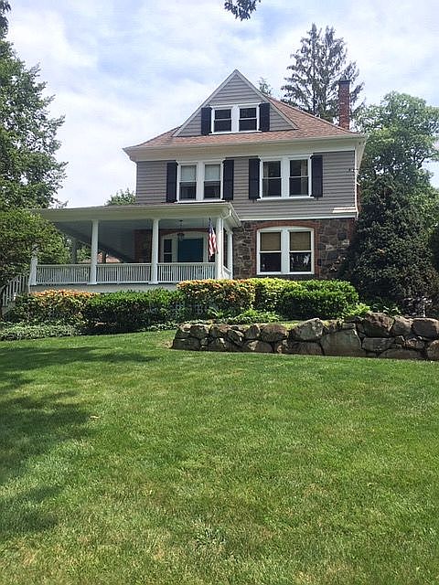 1st image of 85 Woodland Ave