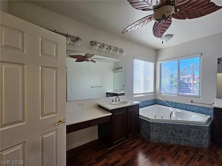 10134 Reflection Brook Ave — Photo 56