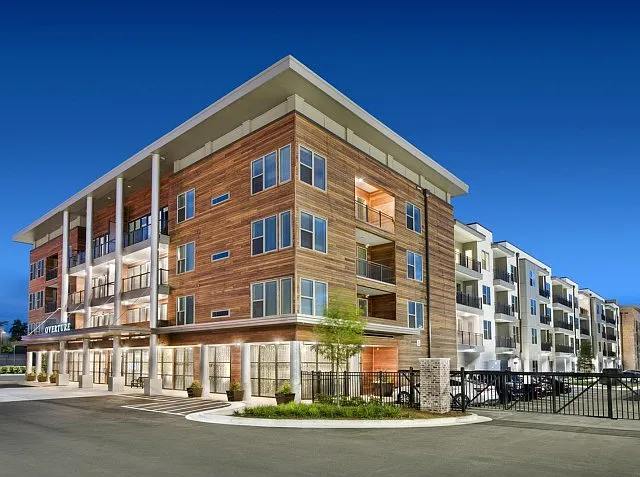 Overture Barrett 55+ Active Adult Apartment Homes — Photo 24
