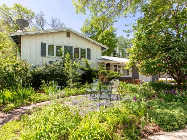 3815 Brookside Dr, Rapid City, SD 57702