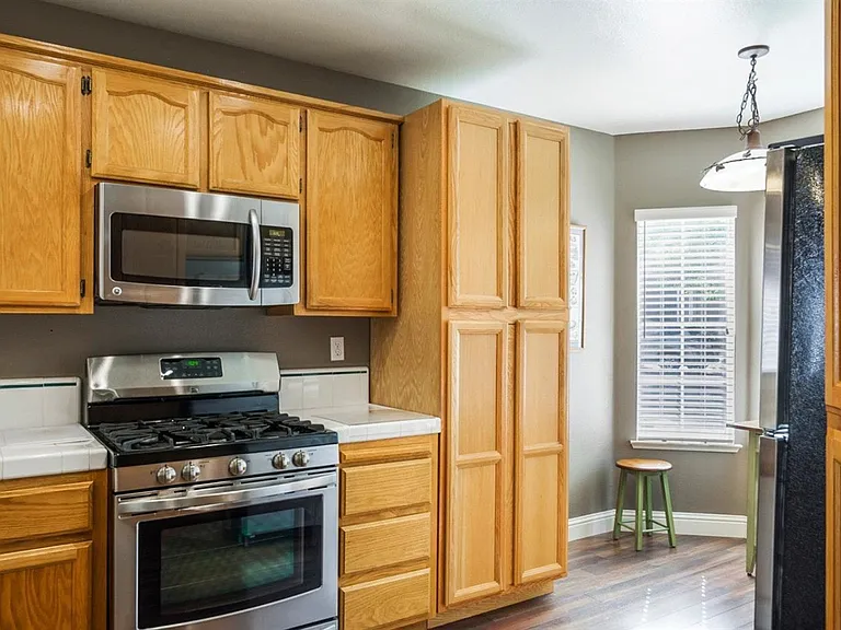 105 Rockbolt Cir — Photo 16