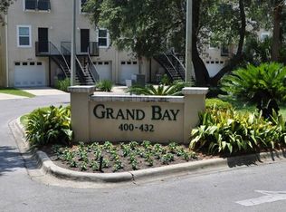 430 E Beach Dr, Panama City, FL 32401