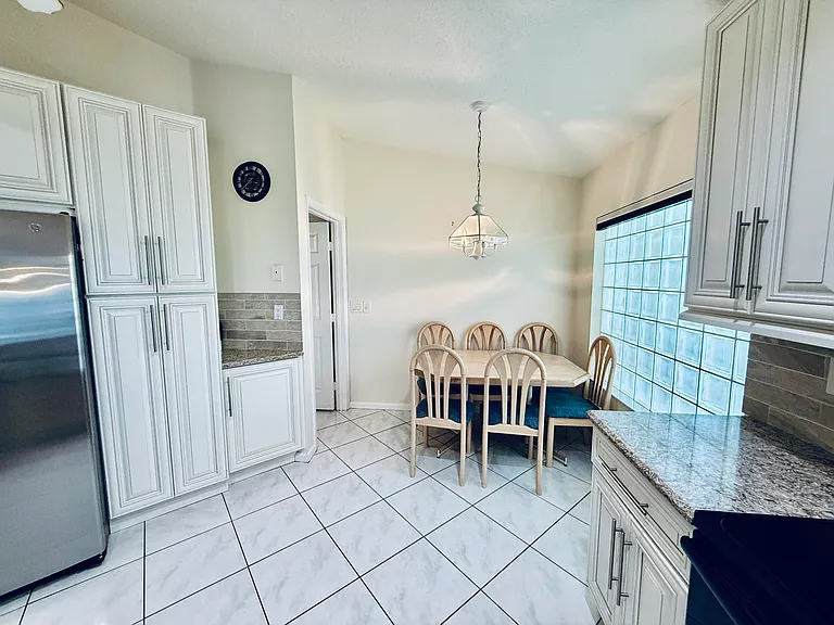 10921 Royal Caribbean Cir — Photo 6