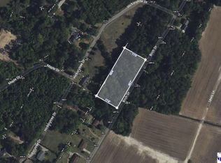 Birch Dr, Hartsville, SC 29550