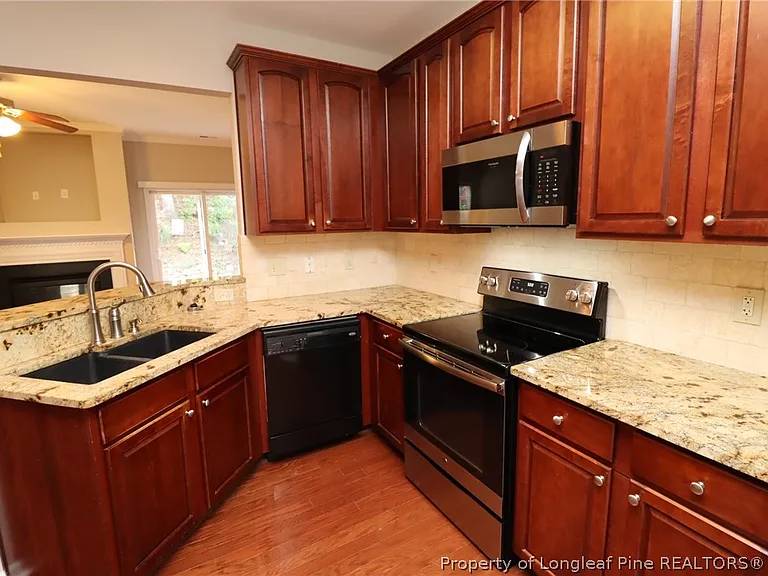 2935 Winding Waters Way — Photo 8