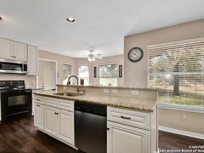 8575 W Fm 476, Poteet, TX, 78065