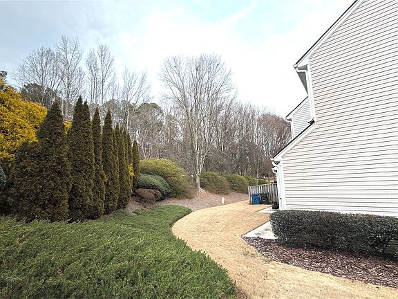 3rd image of 500 Gale Ct